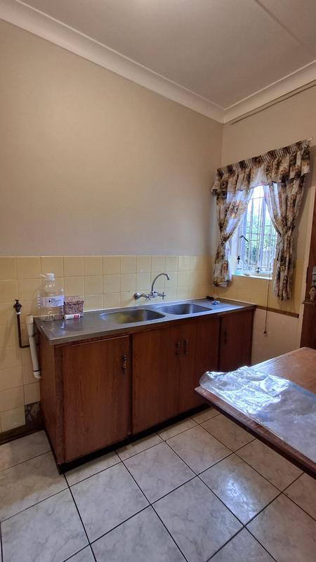 5 Bedroom Property for Sale in Meyerhof Free State